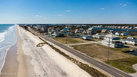 301 Marina Way North Topsail Beach NC 28460