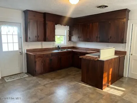 1534 W Thomas Street Rocky Mount NC 27804