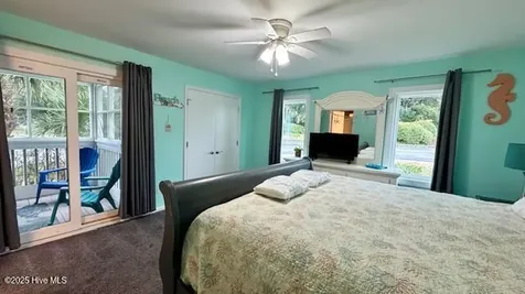 9201 Coast Guard Road Emerald Isle NC 28594