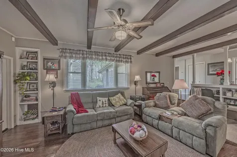 163 Washington Circle Wallace NC 28466