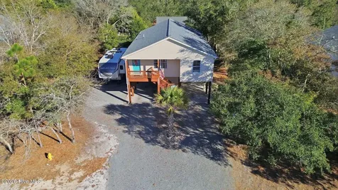 140 NE 18th Street Oak Island NC 28465