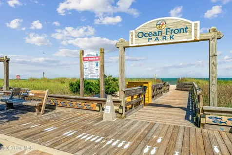 767 Pelican Cove Way SE Southport NC 28461