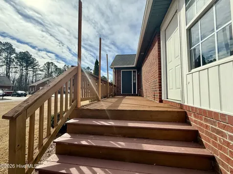104 Boleyn Loop New Bern NC 28562