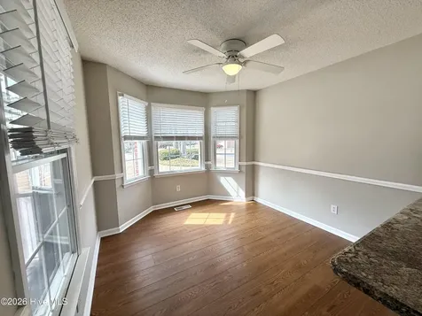 104 Boleyn Loop New Bern NC 28562