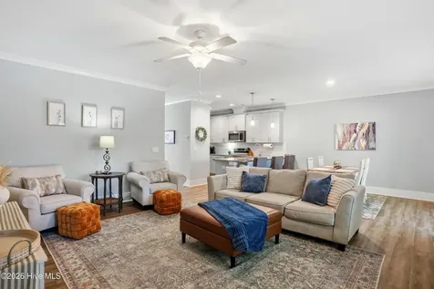 7405 Springwater Drive Wilmington NC 28411
