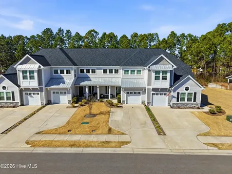 7405 Springwater Drive Wilmington NC 28411