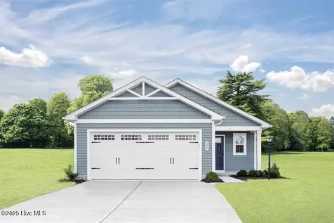 6010 Roundwood Drive NW Ash NC 28420