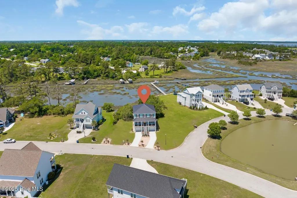 1827 Olde Farm Road Morehead City NC 28557