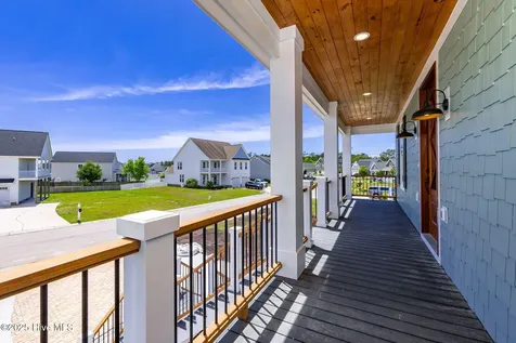 1827 Olde Farm Road Morehead City NC 28557