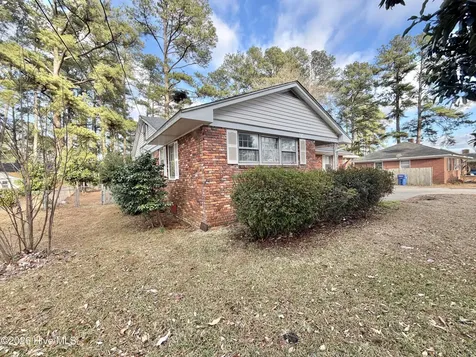2205 Carey Road Kinston NC 28504