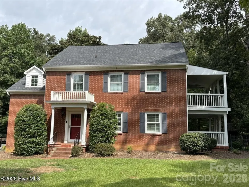 215 Biscoe Road Troy NC 27371