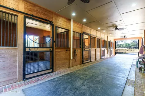 150 Good Barn Road Vass NC 28394