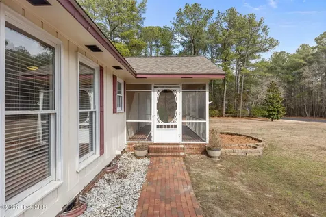 30080 Deercroft Drive Wagram NC 28396