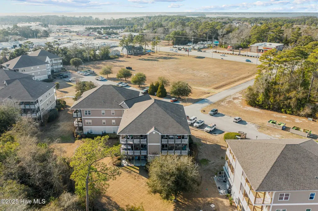 300 Lighthouse Lane Cedar Point NC 28584