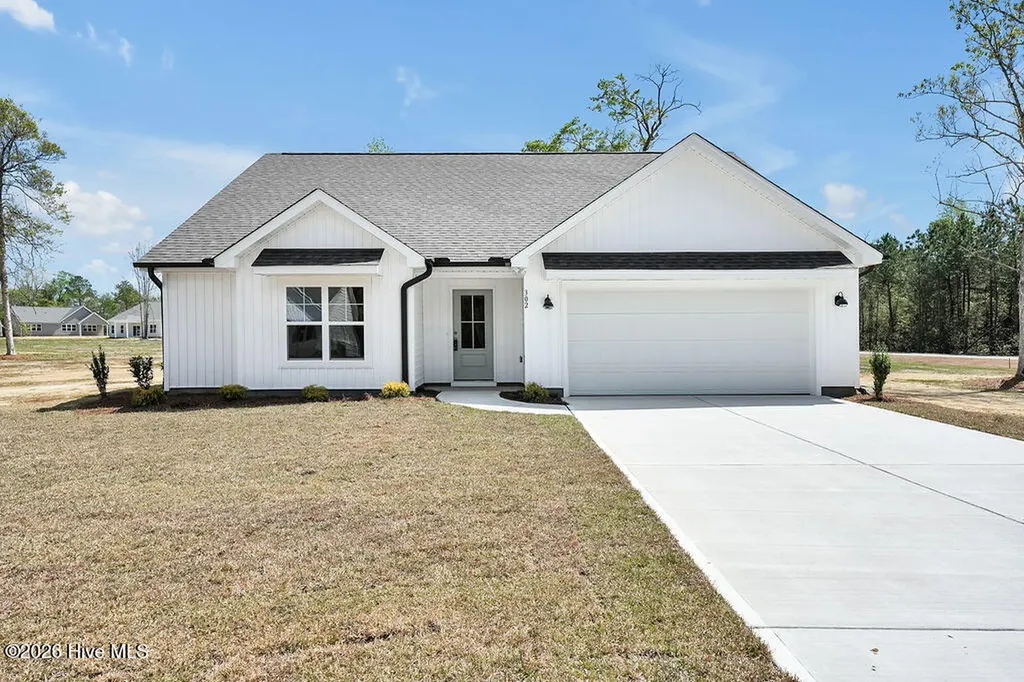 302 Riva Ridge Burgaw NC 28425
