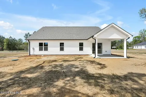 302 Riva Ridge Burgaw NC 28425