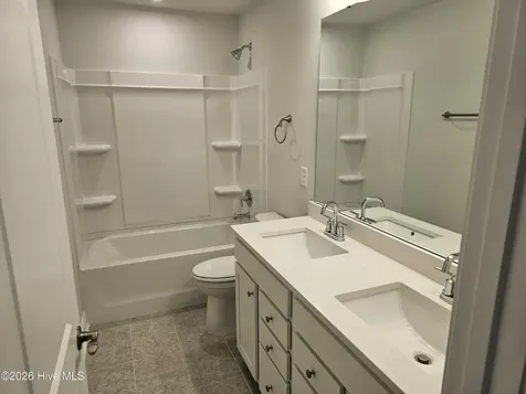 536 Glitter Bay Loop Shallotte NC 28470