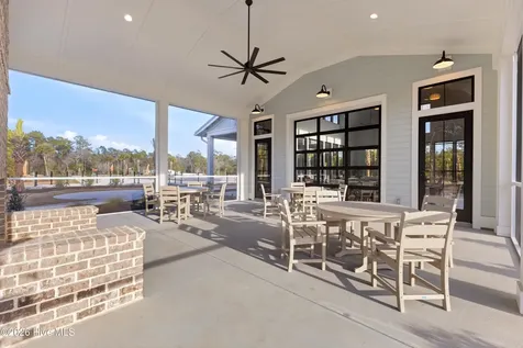 536 Glitter Bay Loop Shallotte NC 28470