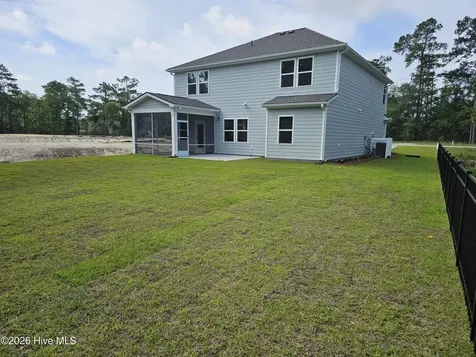 536 Glitter Bay Loop Shallotte NC 28470