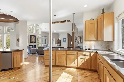 1423 Whisperwood Court SE Bolivia NC 28422