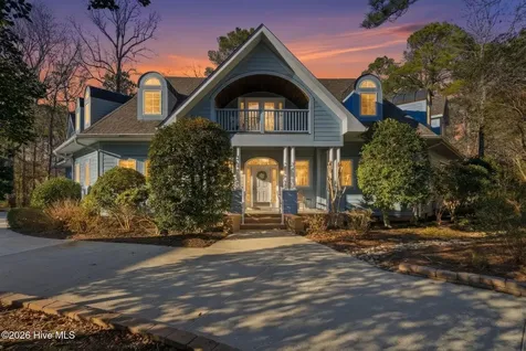 1423 Whisperwood Court SE Bolivia NC 28422