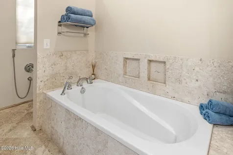1423 Whisperwood Court SE Bolivia NC 28422