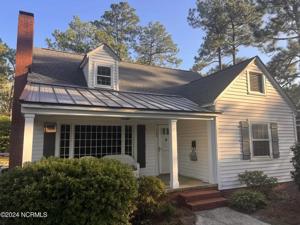 795 N May Street Southern Pines NC 28387