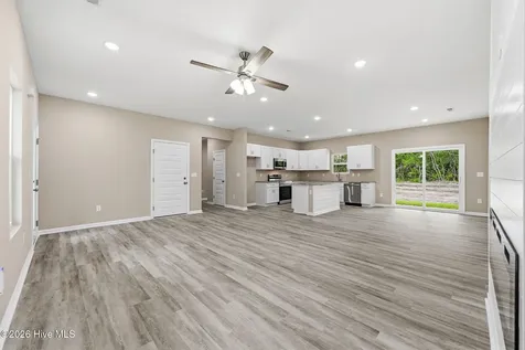 2624 Fountaintown Road Chinquapin NC 28521