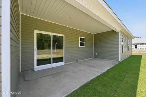 2624 Fountaintown Road Chinquapin NC 28521
