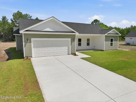 2624 Fountaintown Road Chinquapin NC 28521