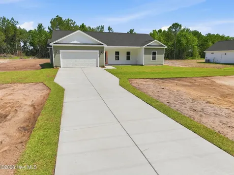 2624 Fountaintown Road Chinquapin NC 28521