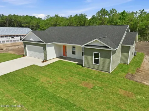 2624 Fountaintown Road Chinquapin NC 28521