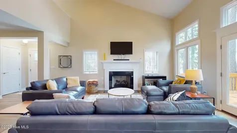 5410 Trade Winds Road New Bern NC 28560