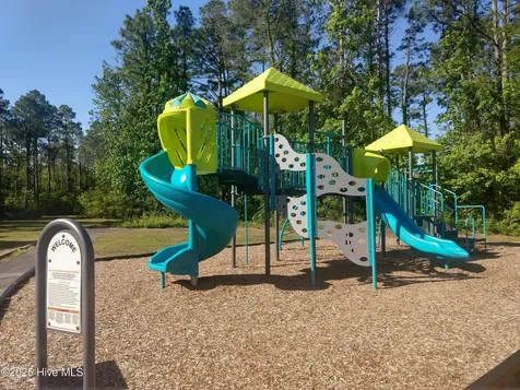 5410 Trade Winds Road New Bern NC 28560