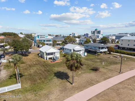 305 Atlanta Avenue Carolina Beach NC 28428