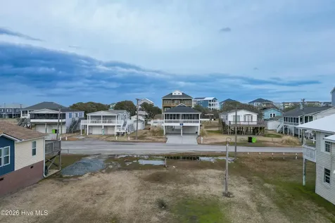 7026 7th Street Surf City NC 28445