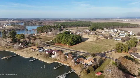 1302 Little River Drive Elizabeth City NC 27909