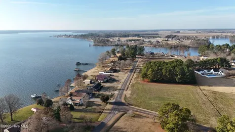 1302 Little River Drive Elizabeth City NC 27909