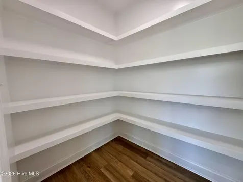 4142 Dixon Road Grimesland NC 27837