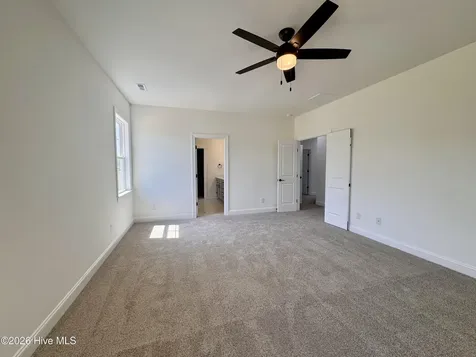 4142 Dixon Road Grimesland NC 27837