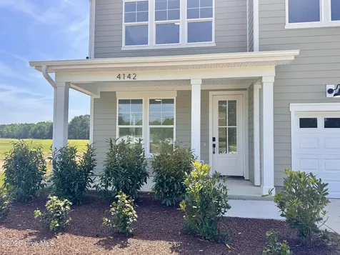 4142 Dixon Road Grimesland NC 27837