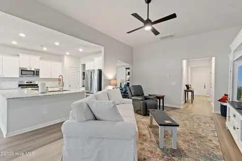 9007 Island Shore Avenue Calabash NC 28467