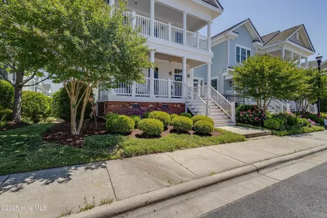 207 S Academy Street Washington NC 27889