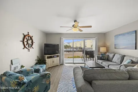 918 N New River Drive Surf City NC 28445
