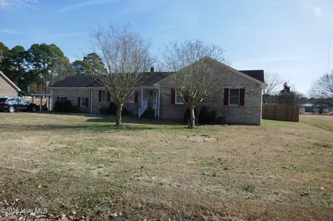1803 Vine Street Elizabeth City NC 27909