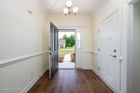 303 Ramonas Lake Court New Bern NC 28560