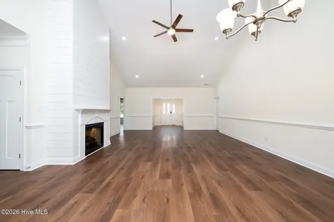 303 Ramonas Lake Court New Bern NC 28560