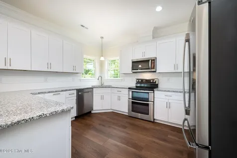 303 Ramonas Lake Court New Bern NC 28560