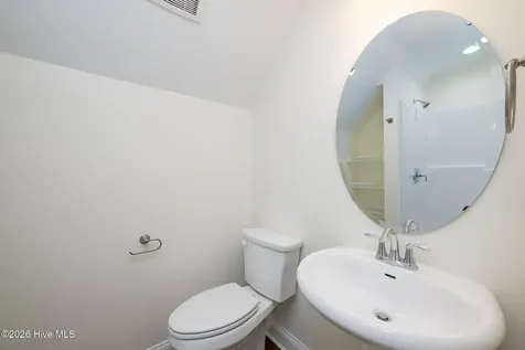 303 Ramonas Lake Court New Bern NC 28560