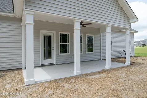 303 Ramonas Lake Court New Bern NC 28560